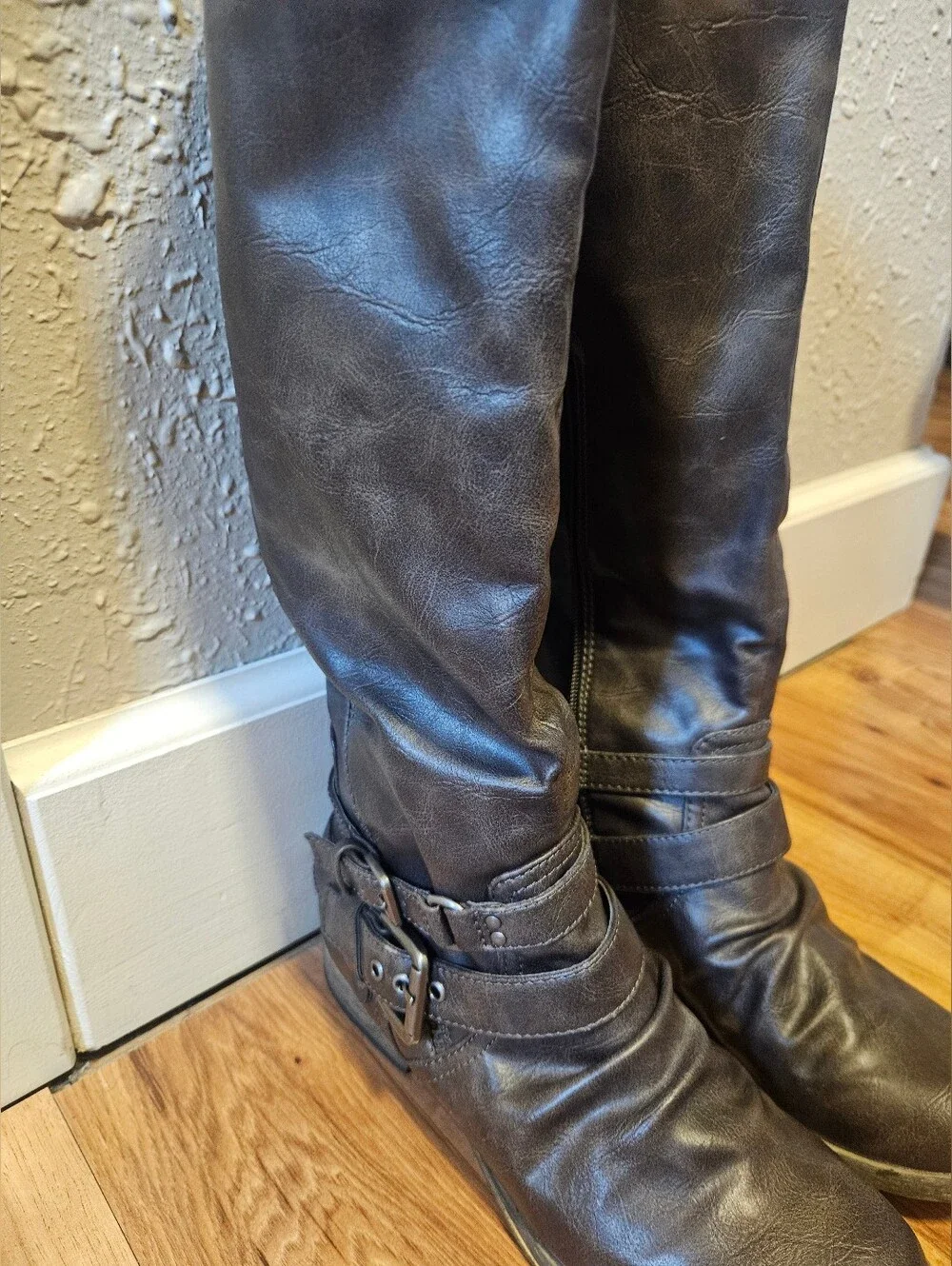 Carlos Santana Women's Knee-High Boots in Charcole Grey